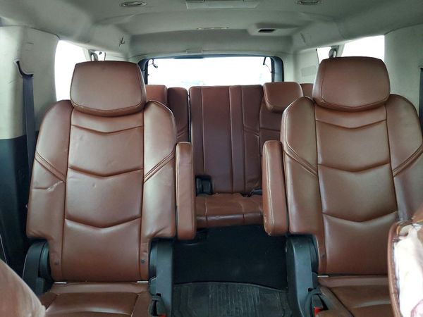 2015 CADILLAC ESCALADE ESV Premium — SUVN