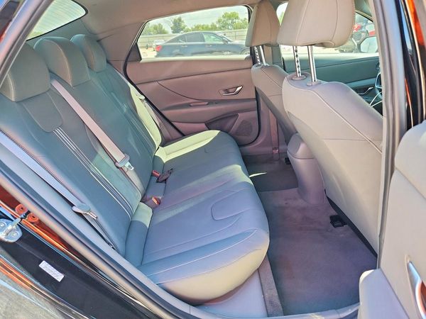 2021 HYUNDAI ELANTRA Blue