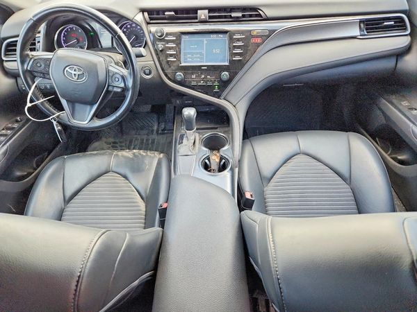 2020 TOYOTA CAMRY