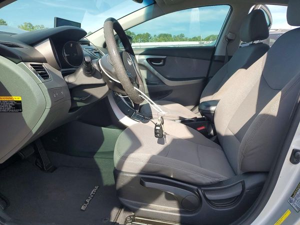 2013 HYUNDAI ELANTRA