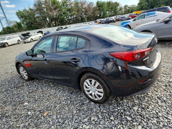 2015 MAZDA 3