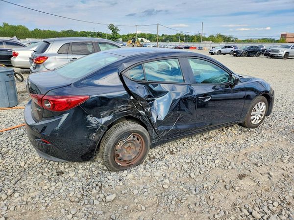 2015 MAZDA 3