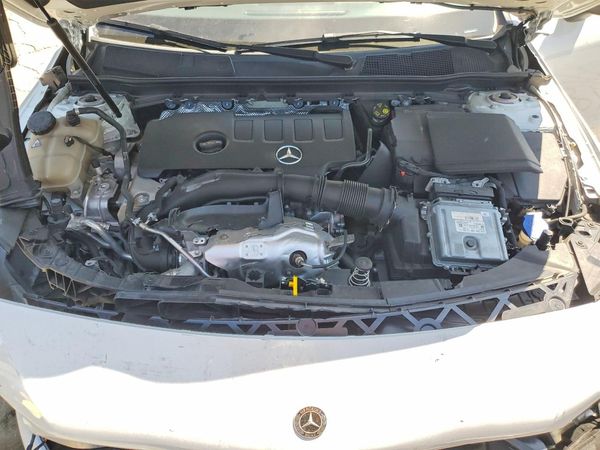 2023 MERCEDES-BENZ CLA