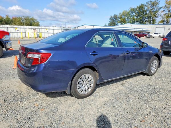 2014 TOYOTA CAMRY SOLA Hybrid