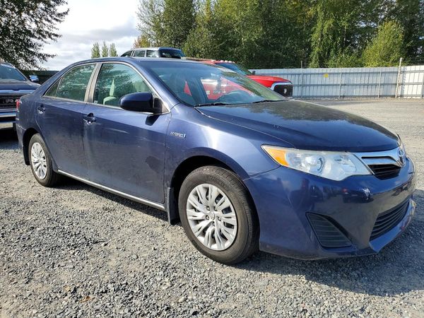 2014 TOYOTA CAMRY SOLA Hybrid