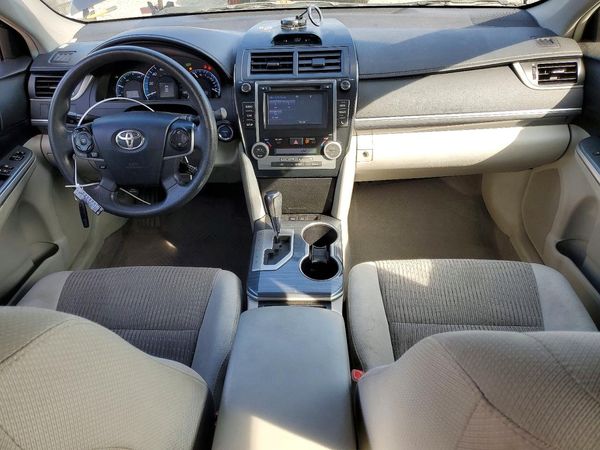 2014 TOYOTA CAMRY SOLA Hybrid