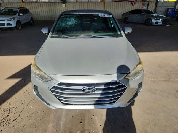 2017 HYUNDAI ELANTRA SE Base