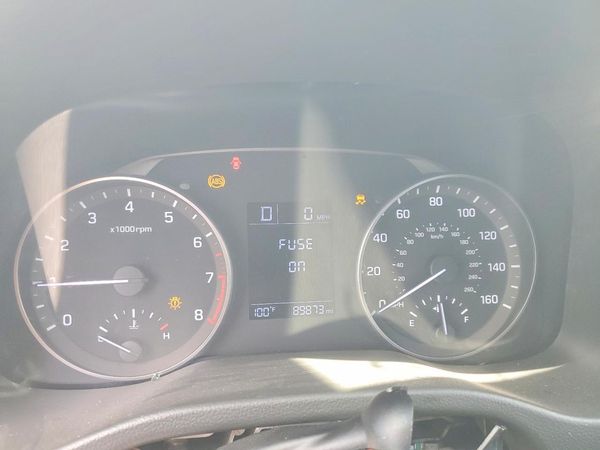 2017 HYUNDAI ELANTRA SE Base