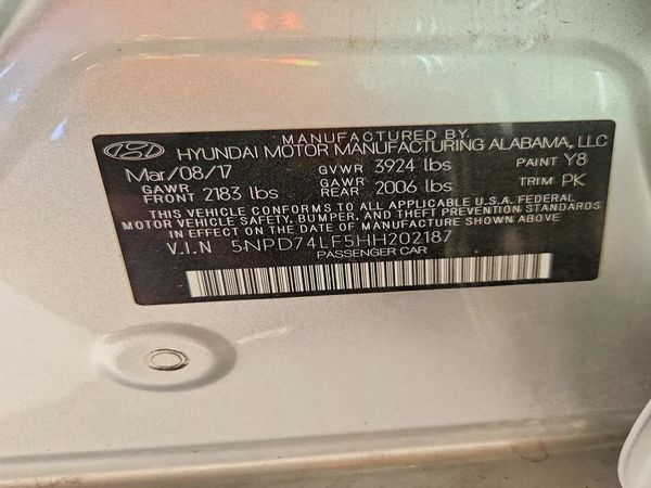 2017 HYUNDAI ELANTRA SE Base