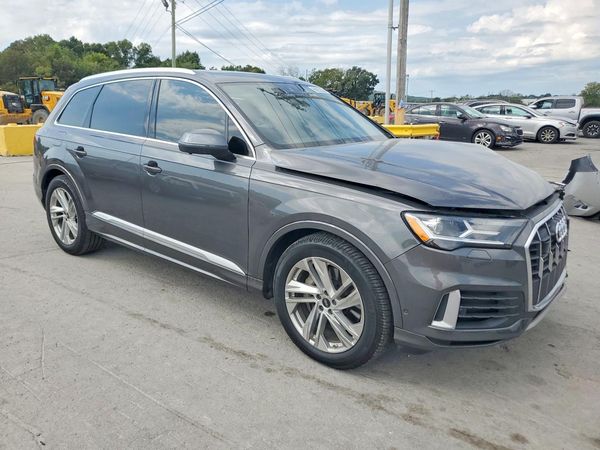 2022 AUDI Q7