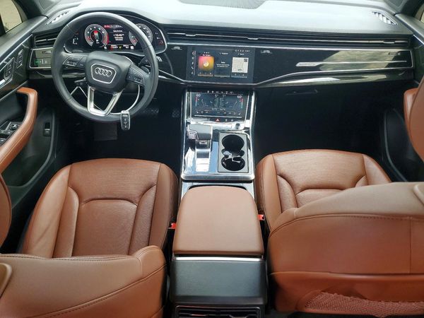 2022 AUDI Q7