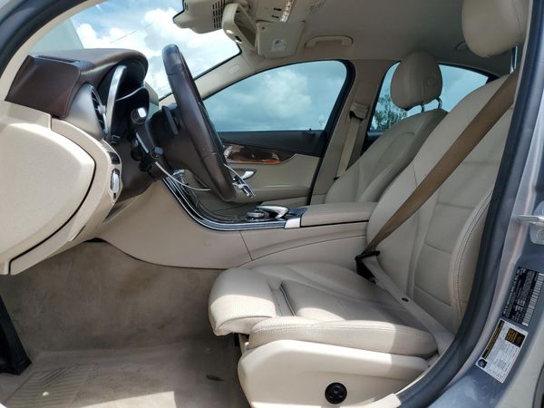 2016 MERCEDES-BENZ C