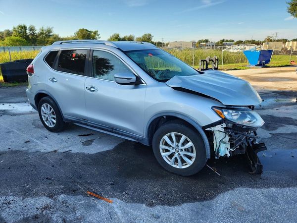 2018 NISSAN ROGUE — Passenger 3/4