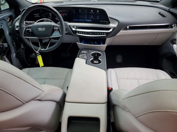 2023 CADILLAC LYRIQ Luxury 1SE