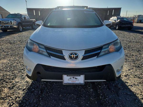 2015 TOYOTA RAV4
