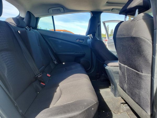 2017 TOYOTA PRIUS