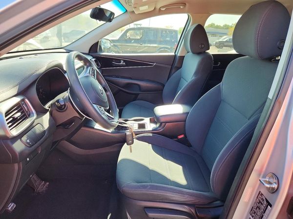 2020 KIA SORENTO L, LX, S