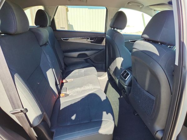 2020 KIA SORENTO L, LX, S