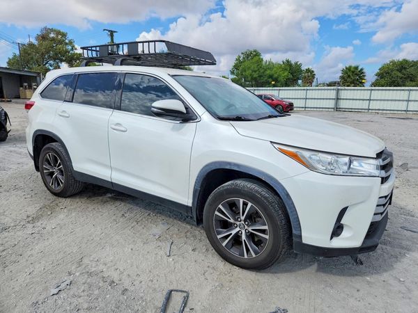 2019 TOYOTA HIGHLANDER