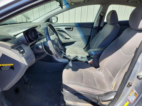 2015 HYUNDAI ELANTRA GLS(Middle)