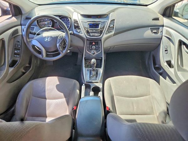 2015 HYUNDAI ELANTRA GLS(Middle)