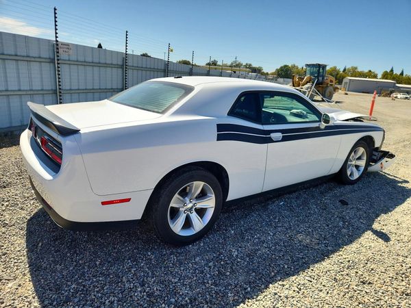 2023 DODGE CHALLENGER SXT
