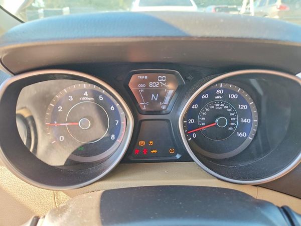 2012 HYUNDAI ELANTRA GLS(Middle grade) — ODOM