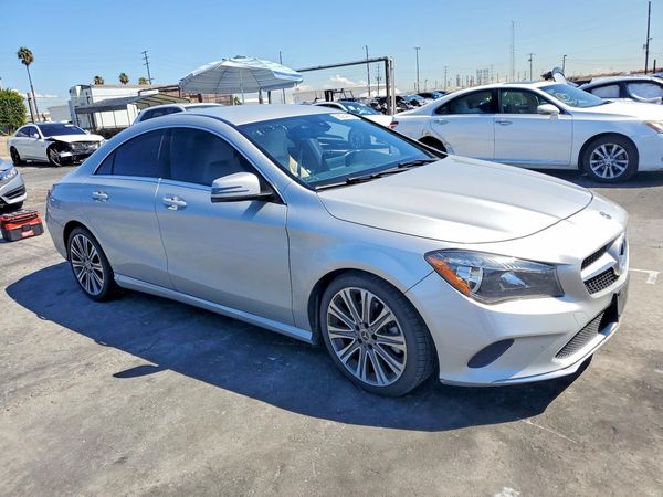 2018 MERCEDES-BENZ CLA CLA250 — Passenger 3/4