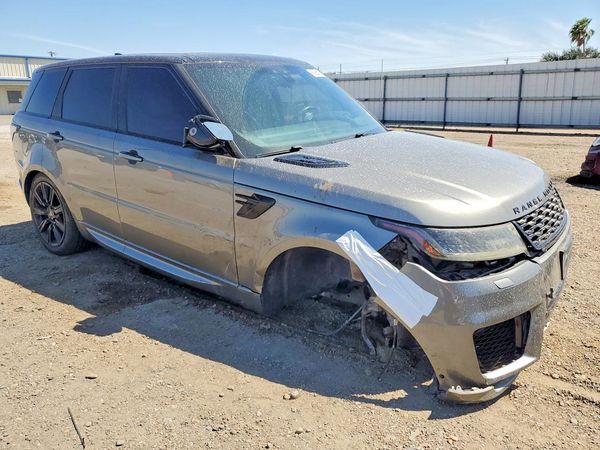 2019 LAND ROVER RANGEROVER HSE Dynamic — Passenger 3/4