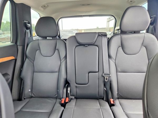 2025 VOLVO XC90