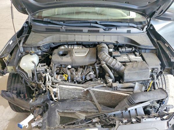 2019 HYUNDAI KONA Ultimate — Engine bay