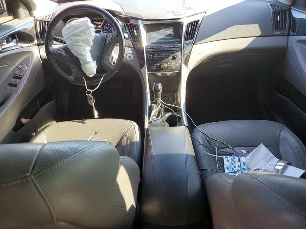 2014 HYUNDAI SONATA