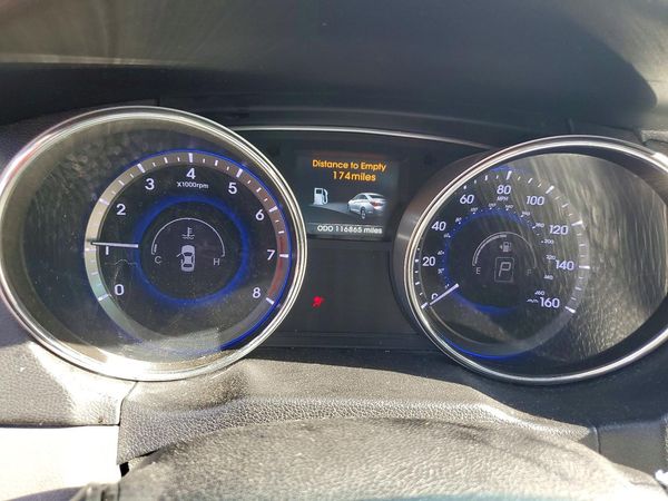 2014 HYUNDAI SONATA
