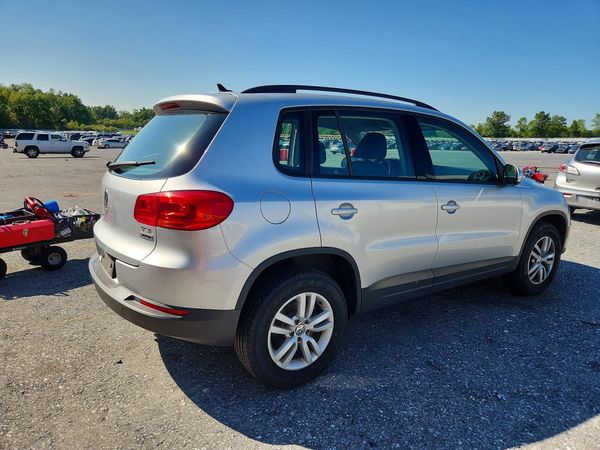 2017 VOLKSWAGEN TIGUAN