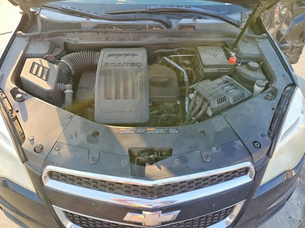 2015 CHEVROLET EQUINOX LS — Engine bay