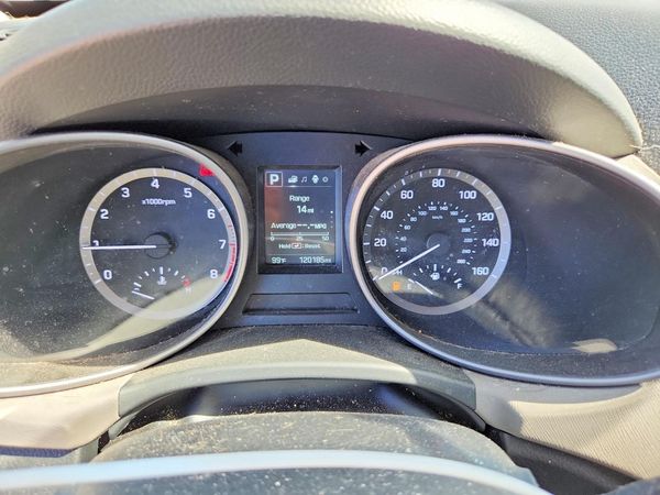 2017 HYUNDAI SANTA FE Base