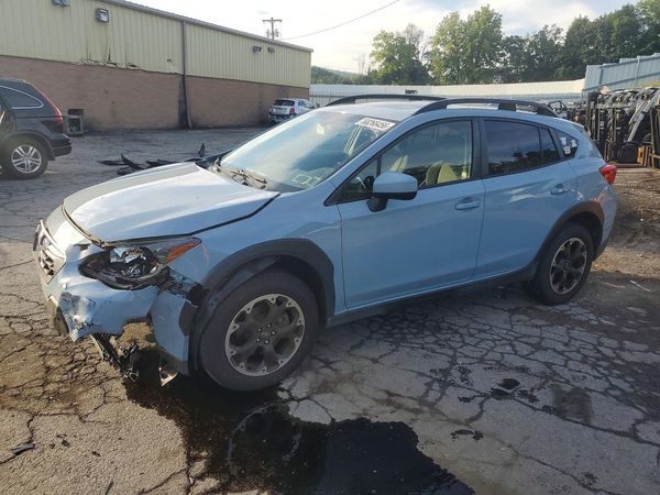 2023 SUBARU CROSSTREK Premium
