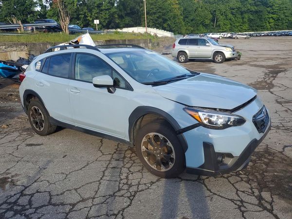 2023 SUBARU CROSSTREK Premium