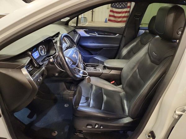2020 CADILLAC XT5