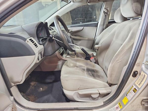 2012 TOYOTA COROLLA — DENT
