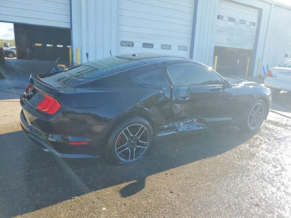 2018 FORD MUSTANG I4 Coupe