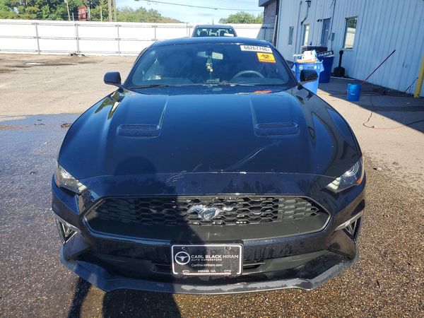 2018 FORD MUSTANG I4 Coupe