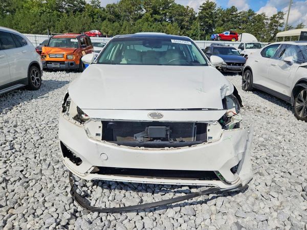 2019 KIA CADENZA