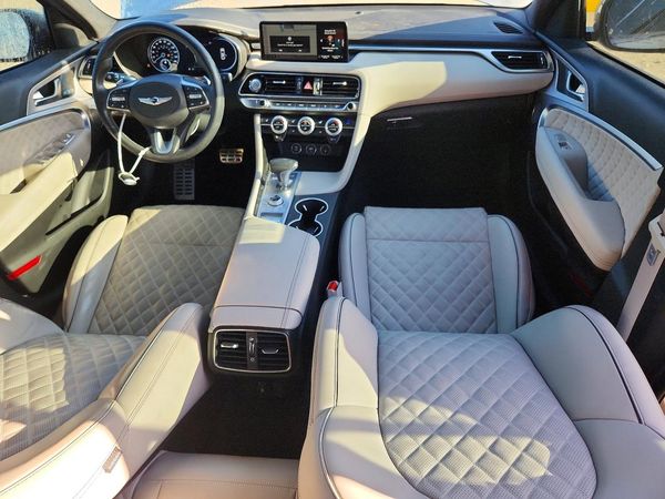 2023 GENESIS G70
