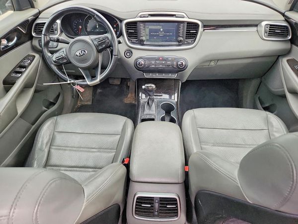 2016 KIA SORENTO