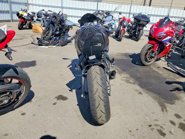 2023 KAWASAKI ZX636