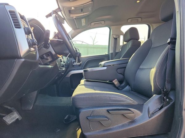 2018 CHEVROLET SILVERADO LT — DENT