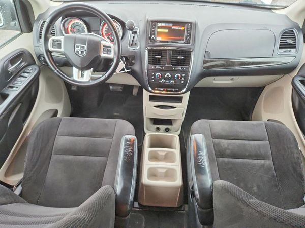 2015 DODGE CARAVAN SE