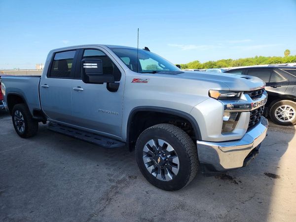 2022 CHEVROLET SILVERADO LT