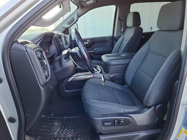 2022 CHEVROLET SILVERADO LT